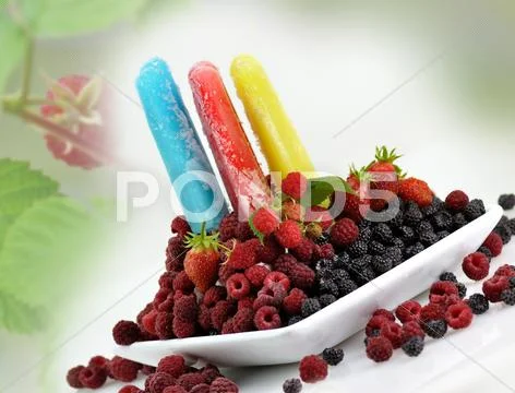 Ice cream and berries Stock Photos