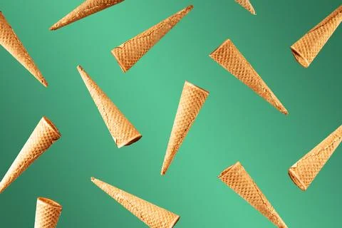 Ice cream cones pattern. Green gradient background. Sweet, summer and empty.. Stock Photos
