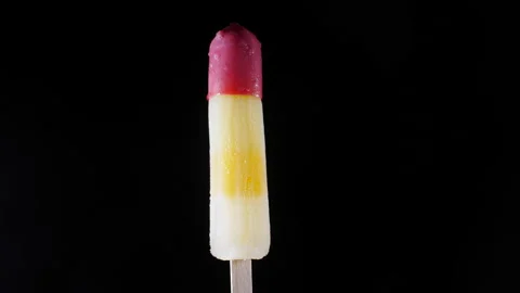 An ice cream melts Stock Footage 172000065
