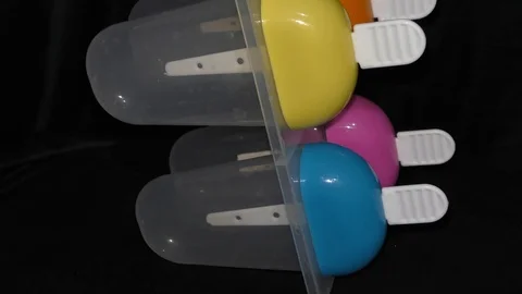 Ice cream popsicle makers rotating and circling Video stock 111274890