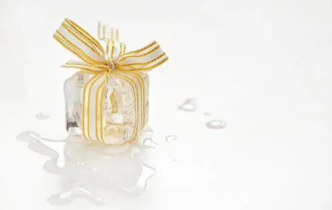 Ice cube gift Free Stock Photos