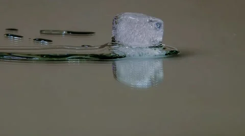 Ice Cube Melting, Time Lapse Stock-Footage 46216142