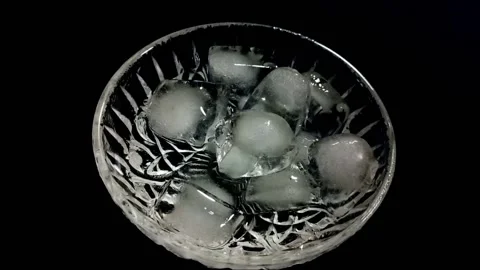 Ice Cubes Melting Time Lapse. Stock-Footage 196162569