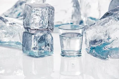 Ice cubes on the table Stock-Fotos