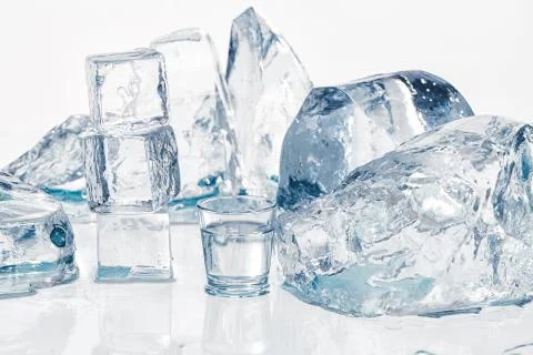 Ice cubes on the table Stock-Fotos