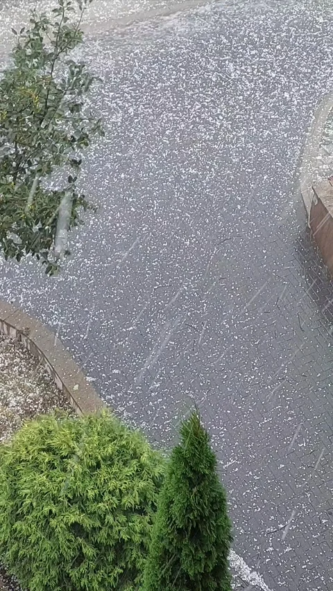 Ice  Falling Short Video Video stock 282105075