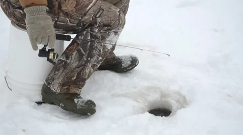 Ice Fishing CU Jigging Видео 37013853