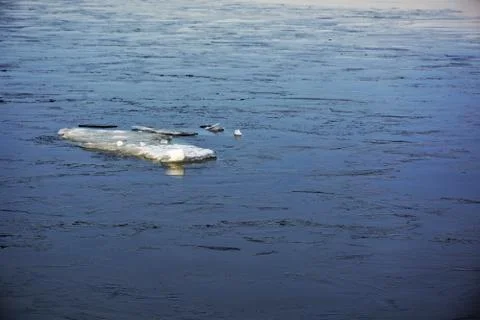 Ice float on the river in spring Foto stock
