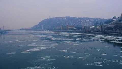 Ice floating on Danube river in Budapest Stock Footage 71948104