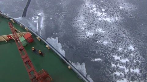 Ice floe broken by a boat in the Arctic Ocean, North Pole Video stock 104875361