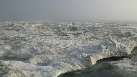 Ice floe in the mist at the North Pole, Arctic Ocean Video stock 104914736