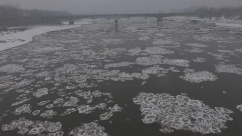 Ice floe on Vistula river Stock Footage 147749109