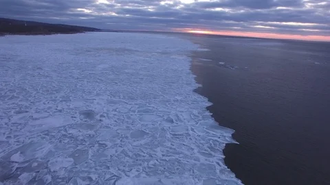 Ice Floes on the North Atlantic Stock-Footage 99338588