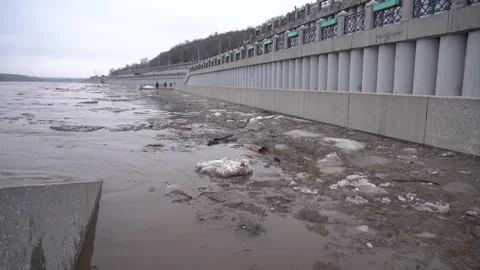 Ice goes down the river during a flood on the Belaya River in Ufa. Stock Footage 277594583