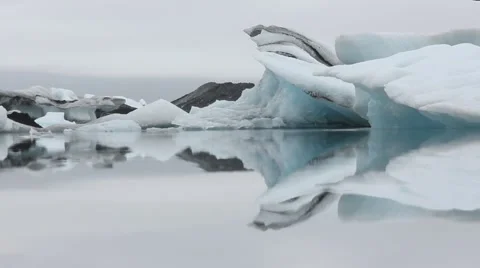 Ice on lagoon 4 Stock Footage 1003099