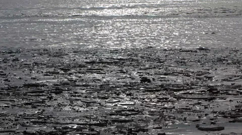 Ice on the river in the sunlight Vídeo Stock 35885628