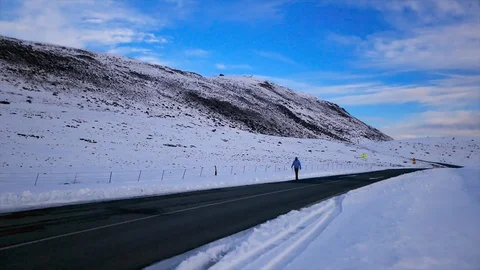 Ice Road Hiker Video stock 92921157