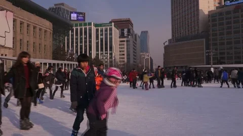 Ice Skating in City Hall  Stock Footage 43248070