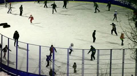 Ice skating. Video stock 12420577