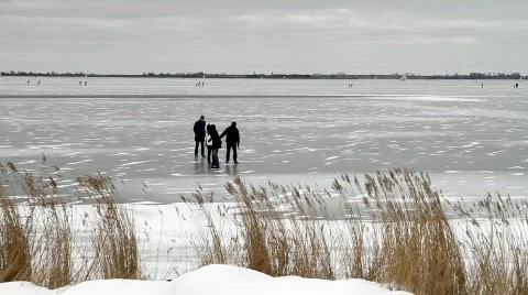 Ice skating, ice sailing Stock Footage 628420