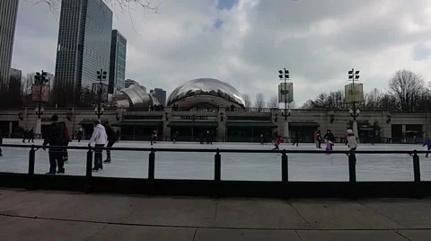 Ice Skating in Millennium Park 스톡 동영상 63411596