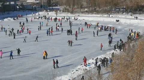 Ice Skating Rink (pan left) Video stock 14881368