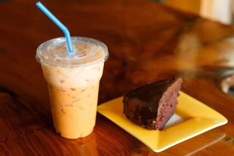 Ice tea with cake Foto stock