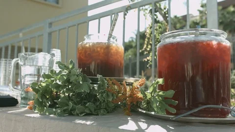 Ice tea in large jars 스톡 동영상 127255077