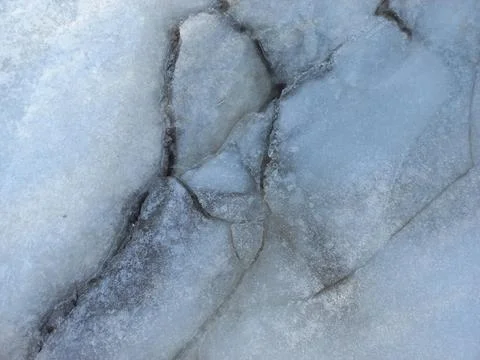 Ice texture. icicles. winter. winter weather. stilt and snow. cracks in the.. Foto stock