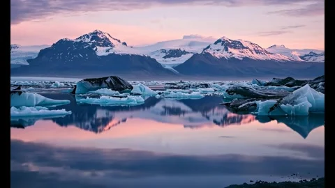 Iceberg at Iceland at evening 库存影片 290295724