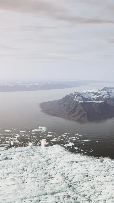 Icebergs float on glacier lagoon 스톡 동영상 292965044