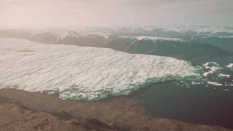 Icebergs float on glacier lagoon Stock Illustration