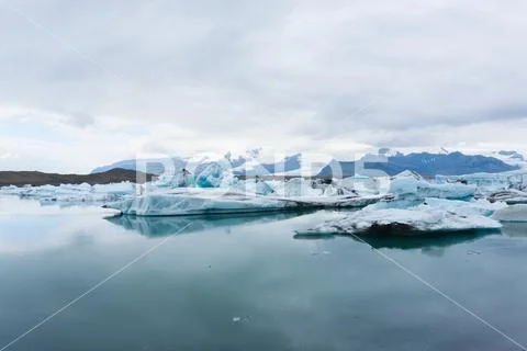 Icebergs on water, Jokulsarlon glacial lake, Iceland Stock Photos