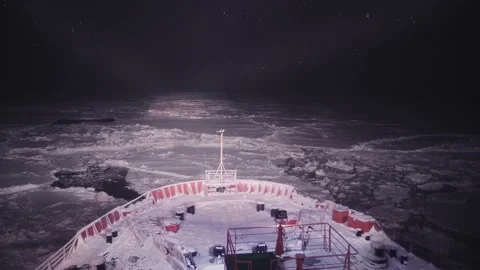 Icebreaker Ship Break Through Ice in the night Vidéo 139856669