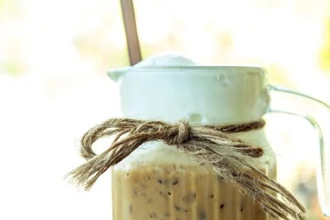 Iced coffee on the table.(Iced Cappuccino) Stock-Fotos