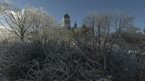 Iced maine statehouse Stock Footage 34452952