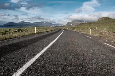 Iceland empty road Stock-Fotos