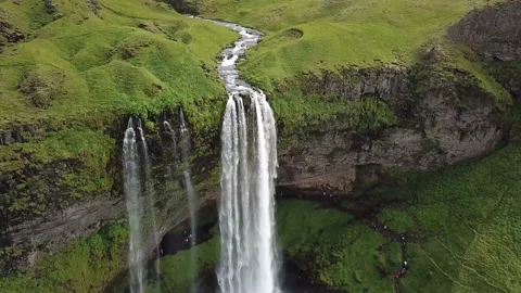 ICELAND-falls-pull-backmp4 Stock Footage 131959185