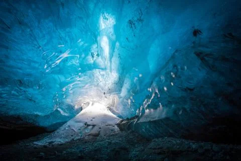 Iceland Ice Cave 스톡 사진