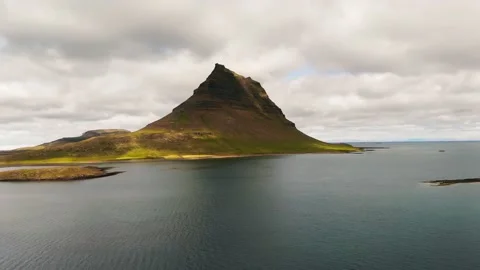Iceland Kirkjufell Stock Footage 167357744