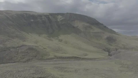 ICELAND MOUNTAIN Stock-Footage 328151433