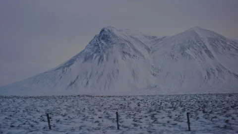 Icelandic Glacier Under Cloud-Diffused Light, Stunning Frozen Landscape Video stock 299883813