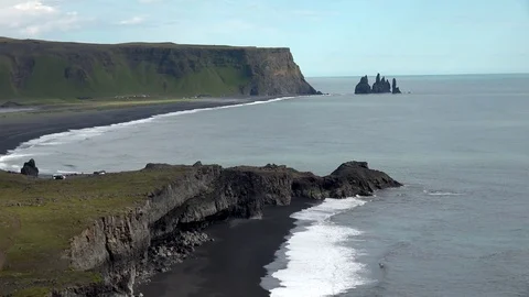 Icelandic volcanic beach 7 Video stock 81276516