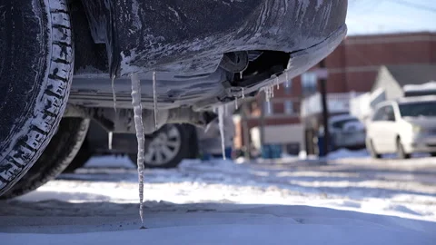 Icicle on Bumper 스톡 동영상 331460682