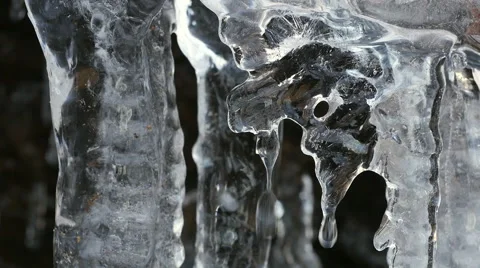 Icicle Close Up With Drips 스톡 동영상 45984647