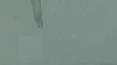 Icicle time lapse, timelapse Stock Footage 54752409