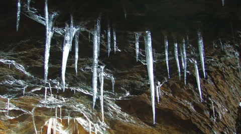 Icicles in cave. Stock-Footage 27095137