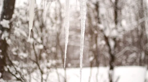 Icicles Stockbeeldmateriaal 33995339