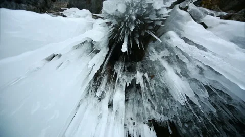 Icicles hanging Stock Footage 40053552