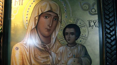 Icon of the Virgin with the Son Jesus in monastery Vídeo Stock 125255415